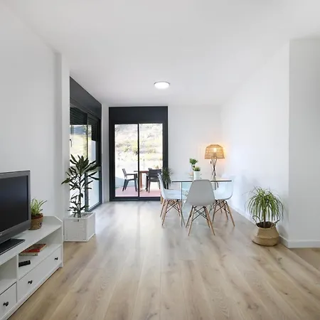Atico Con Terraza Y Vistas A La Montana En Arenys By Alterhome Apartment Arenys de Munt